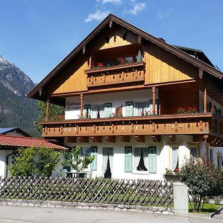 Gaestehaus Ferienglueck Грайнау Екстер'єр фото